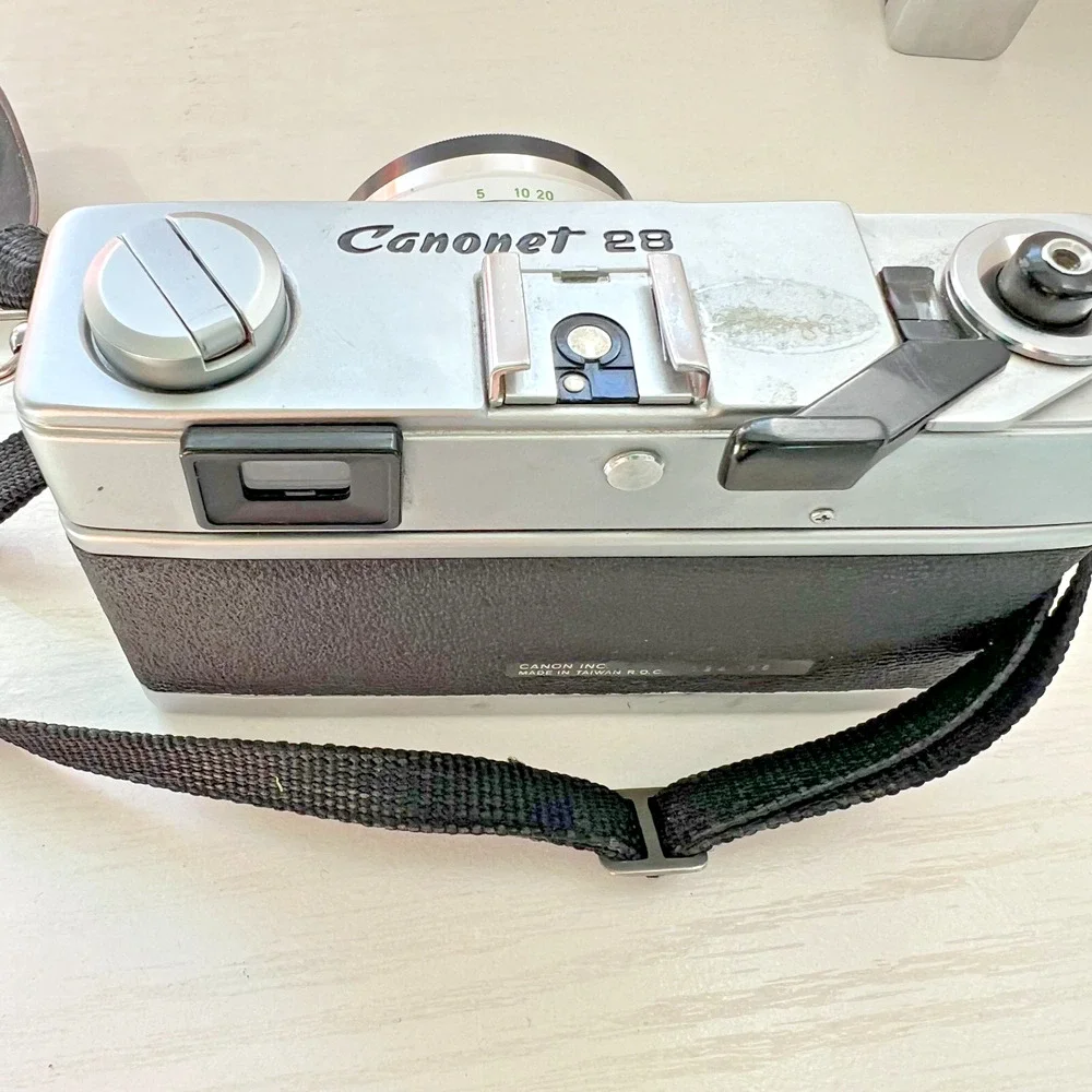 Canon Canonet 28 35mm Film Camera w/Flash Bundle Canolite D Tested Working Japan